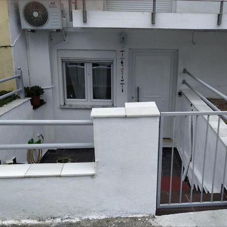 Apartament Celia'S Studio Néa Péramos Zewnętrze zdjęcie